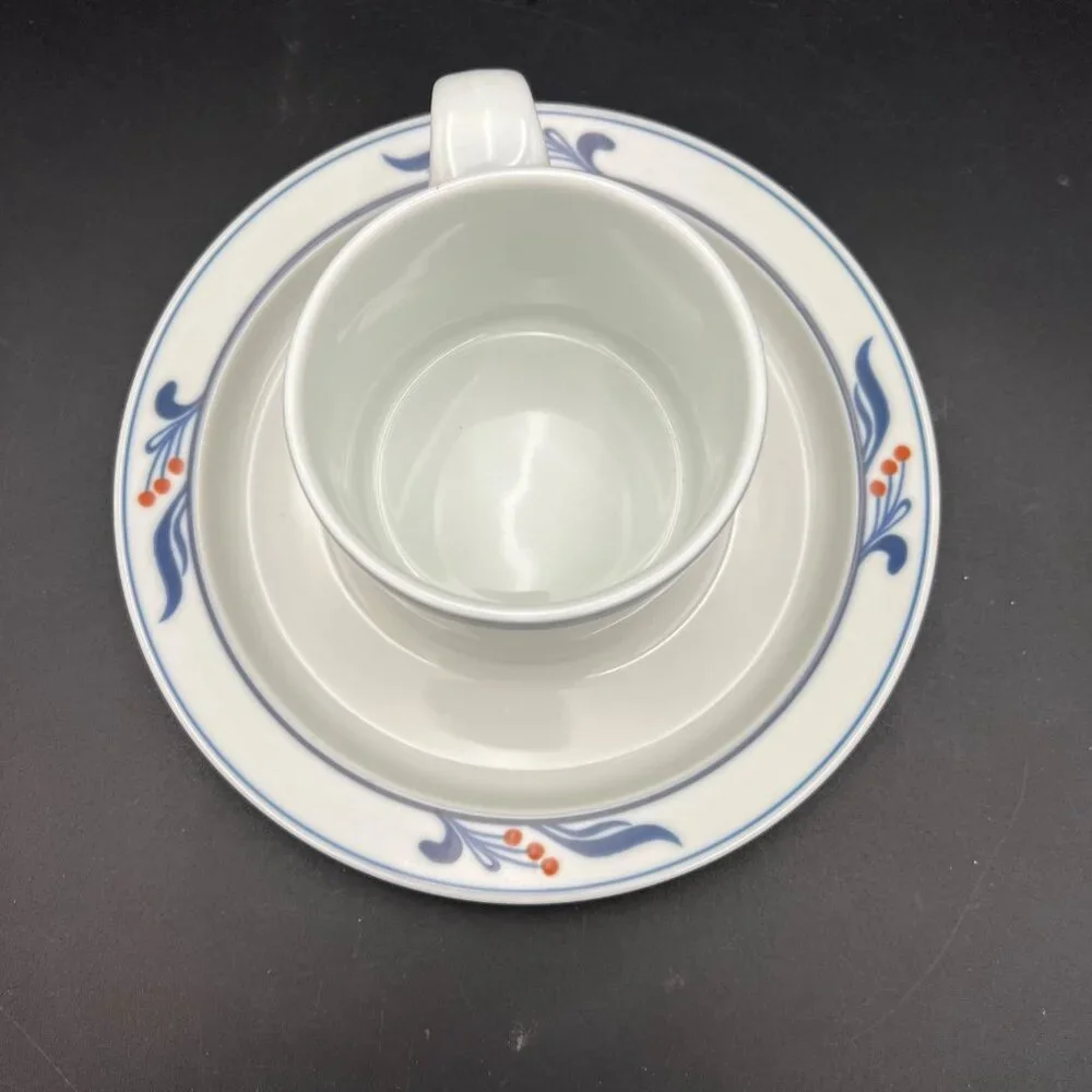 Dansk Bistro Maribo Pattern Flat Coffee Cup & Saucer Set (s) - Picture 10 of 12